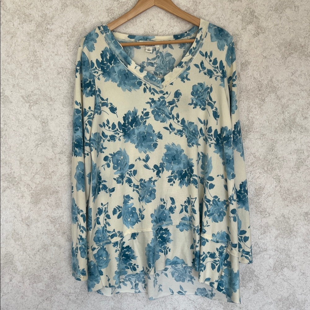 Floral V-Neck Long Sleeve Light Sweater